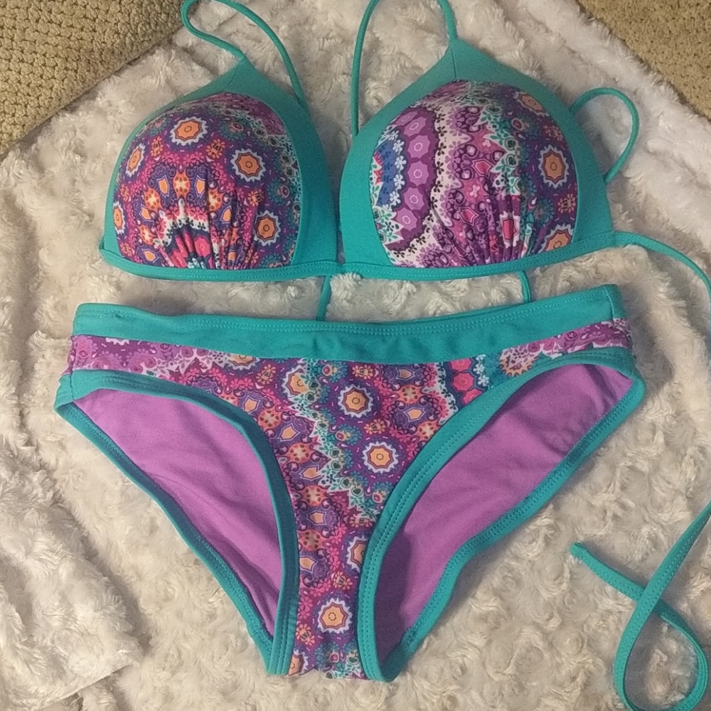 No Boundaries Bikini L top S bottoms